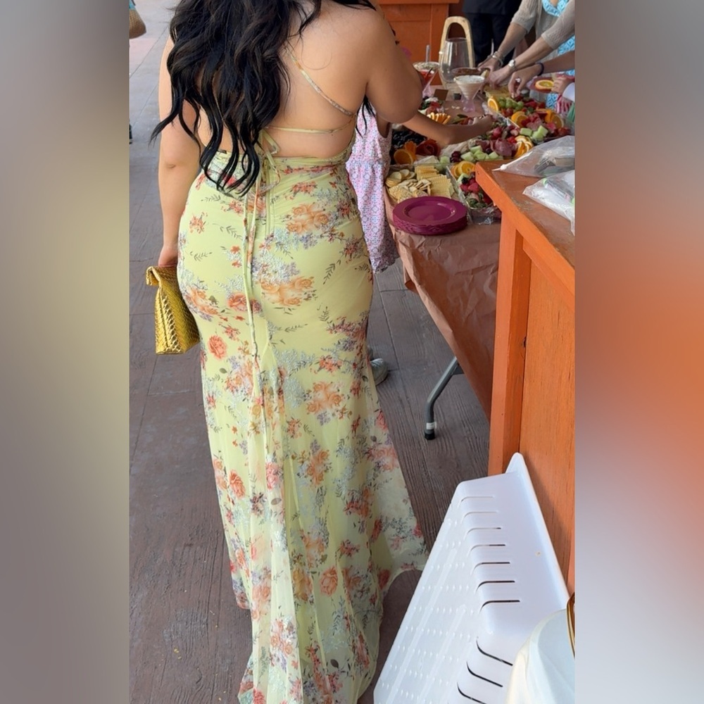 Windsor Floral Maxi Dress in Yellow and Multicolor - Picture 3 of 5